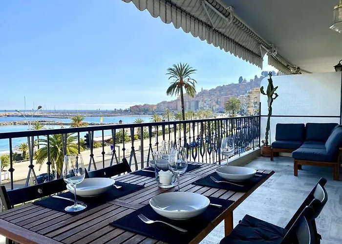 Le Garavan-Vue Mer-Plage-Clim-Terrasse